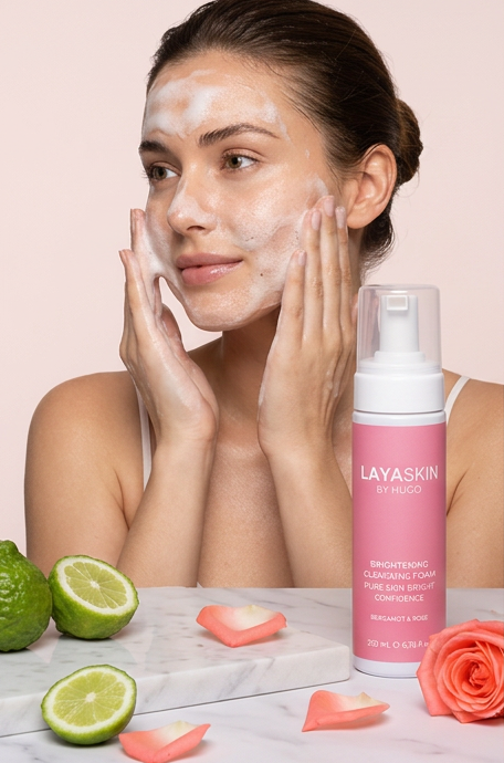 Gel Nettoyant Anti-Taches Éclaircissant